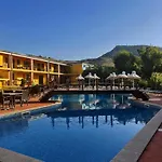 La Ciaccia Hotel
